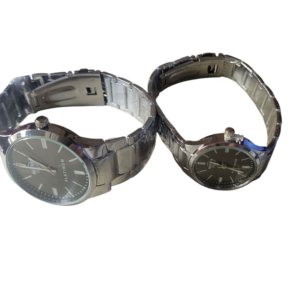 Hard Rock His and Hers Watches Biloxi Platinum New in Box Rare Silver Toned - Picture 11 of 11